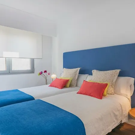 Mariners Apartment